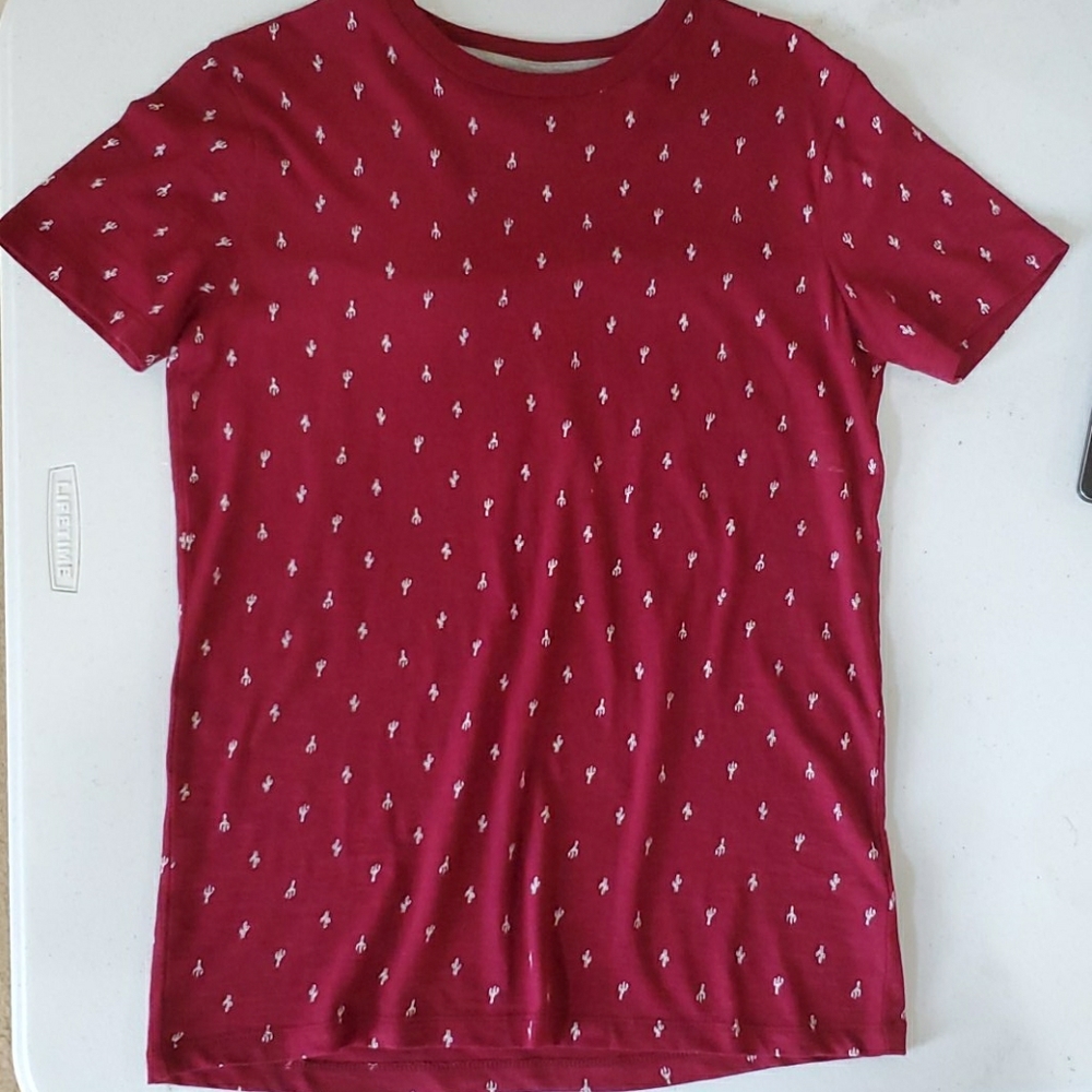 Patterned Maroon Old Navy Shirt